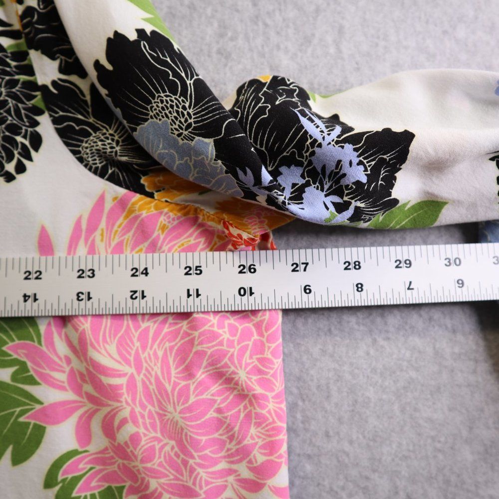Fun2fun Blouse Mums Flower Print with Roll-tab Sleeves - Picture 5 of 9